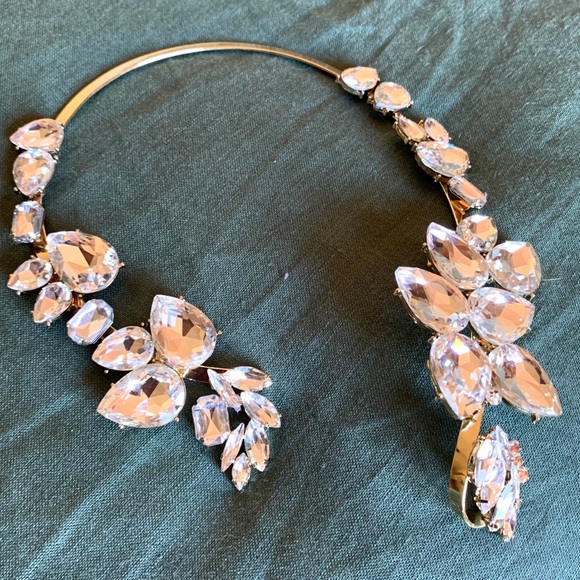 🆕 STUNNING statement necklace❤️ - Picture 5 of 5